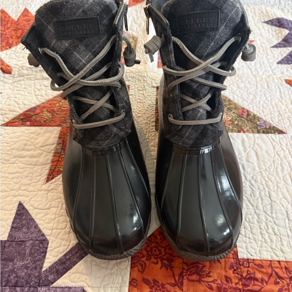 Sperry Waterproof Rubber Boots in Black and Gray